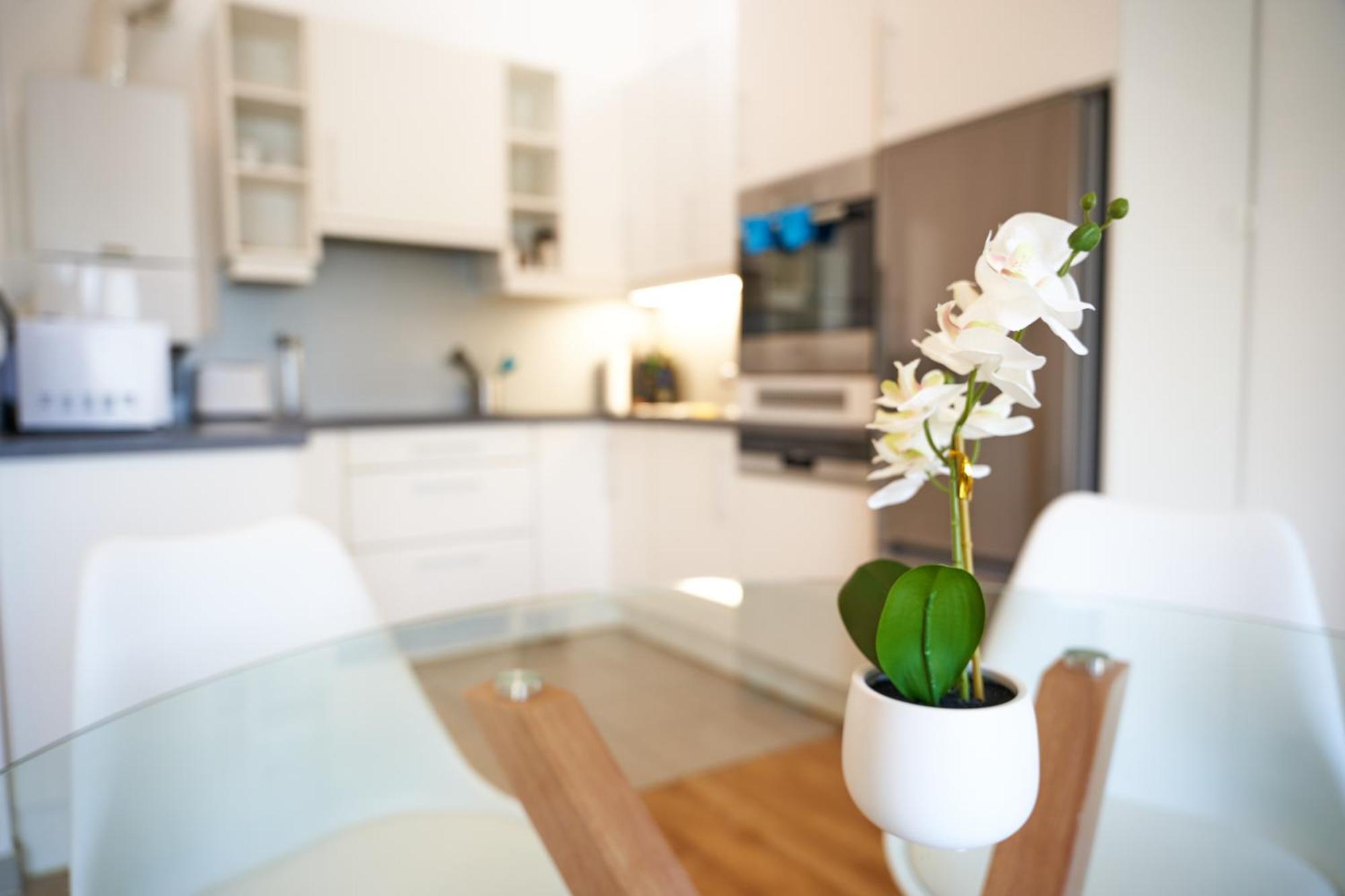 Trendy Apartment Zentral Gelegen Wenen Buitenkant foto
