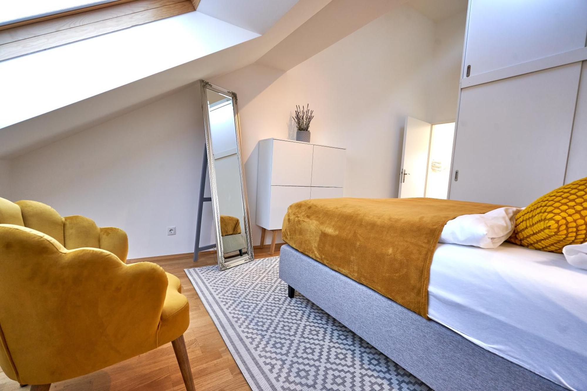 Trendy Apartment Zentral Gelegen Wenen Buitenkant foto
